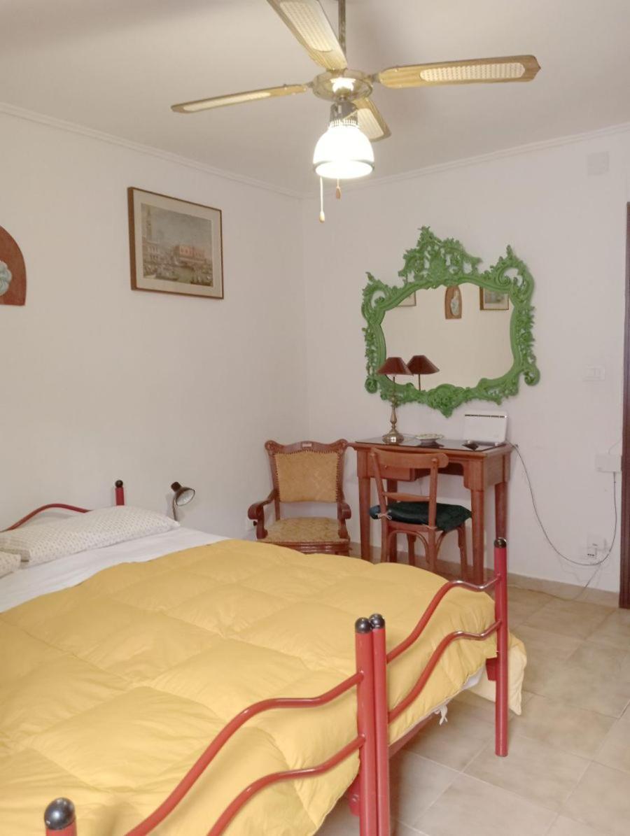 Appartamento Vacanze Casadueottanta Loc-13704 Veneza Exterior foto