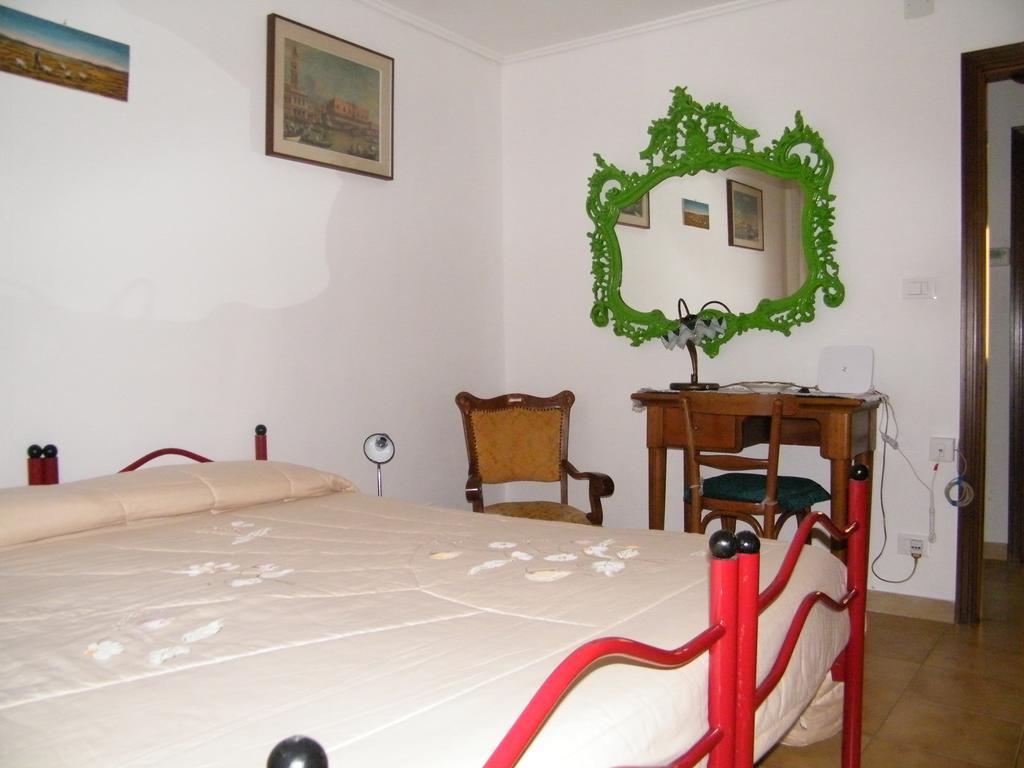 Appartamento Vacanze Casadueottanta Loc-13704 Veneza Exterior foto